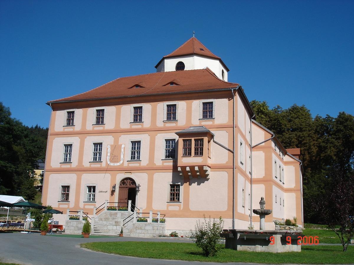Hotel Garni Schloss Schoenberg 바트브람바흐 외부 사진
